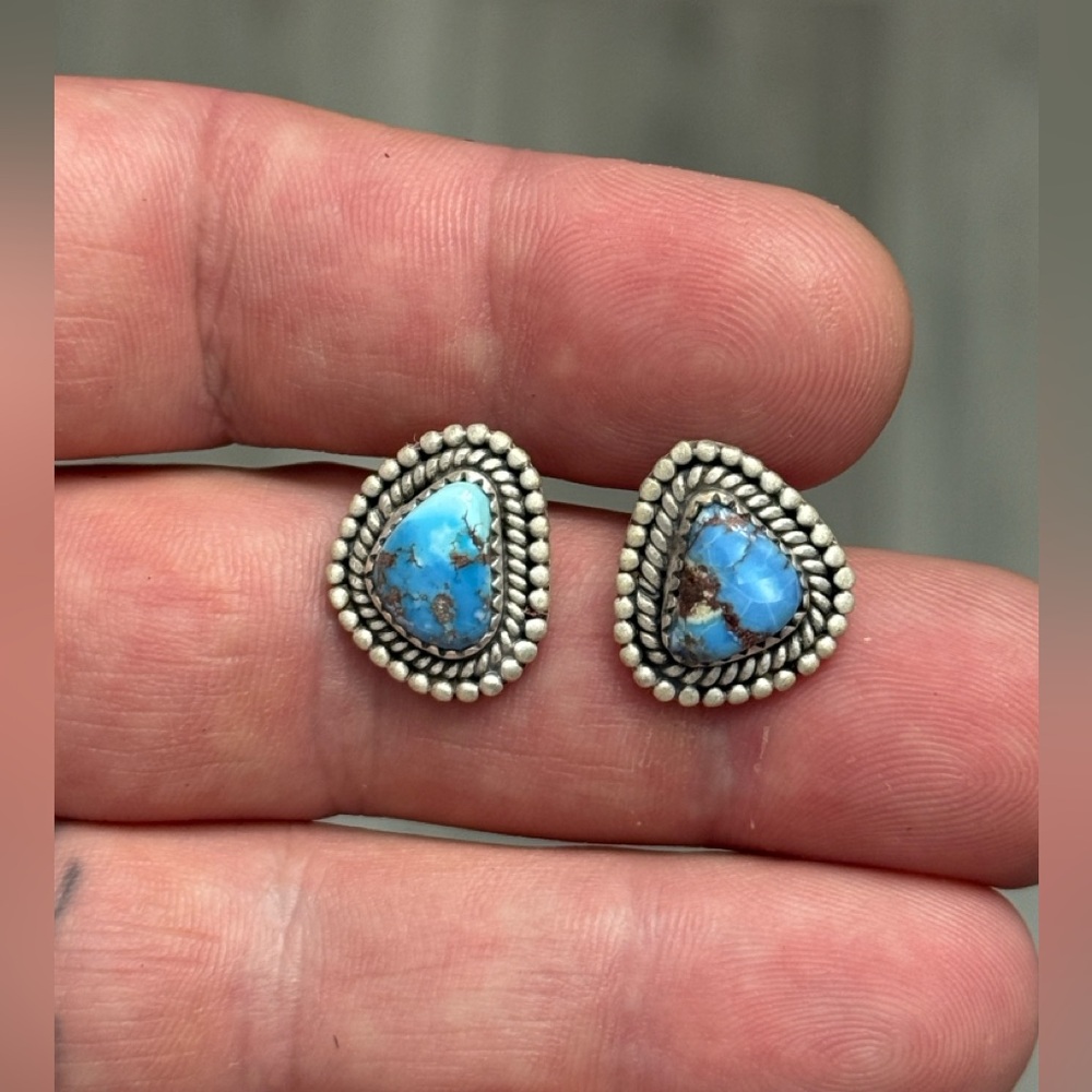 STERLING SILVER NATIVE SOUTHWEST GOLDEN HILLS TURQUOISE CONCHO STUDS .925